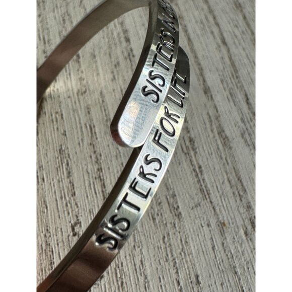 Vintage Faith Bracelet - Picture 1 of 5